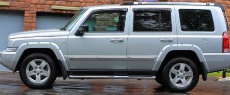   JEEP COMMANDER 2006-2010 J10206