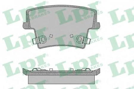 05P1400 (24163) CHRYSLER 300C 04- R 05P1400